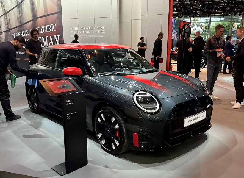 Mini Cooper Electric-fabricat din China, Aceman JCW set pentru lansare