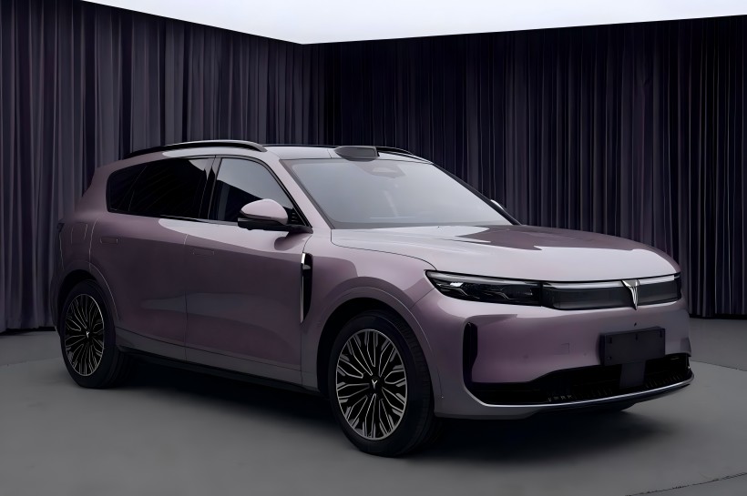 Primul model al arhitecturii inteligente Tianyuan: imagini oficiale ale noului Lynk & Co lansat gratuit